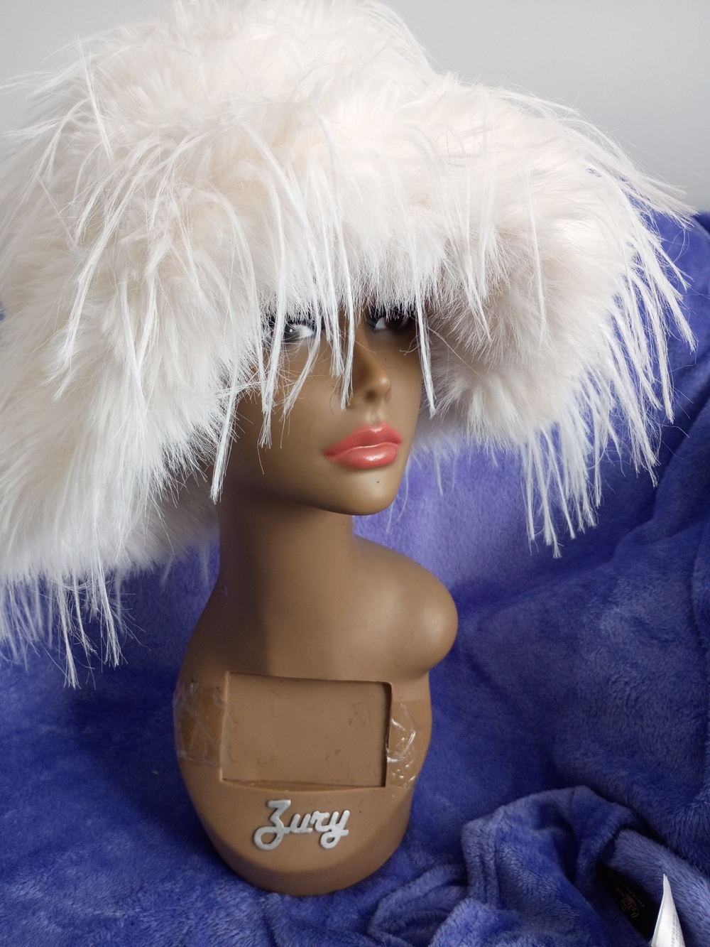 Feminine Cream Faux Fur Statement Hat